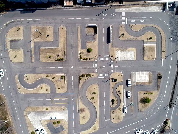 福島県　けんなん自動車学校　コース写真空撮